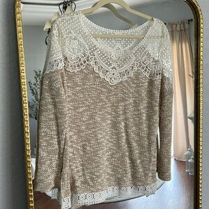 Women’s Entro Lace Detail Lightweight Sweater